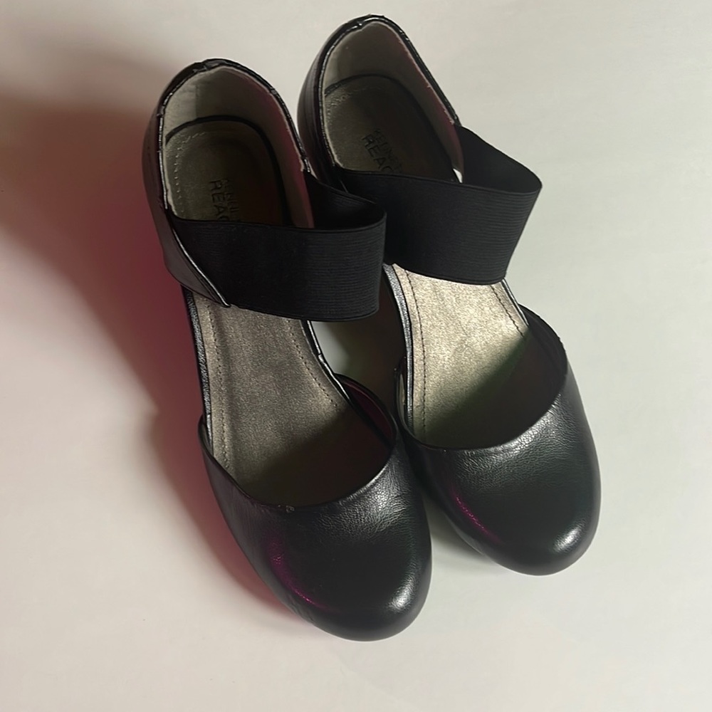 Black close toed shoes